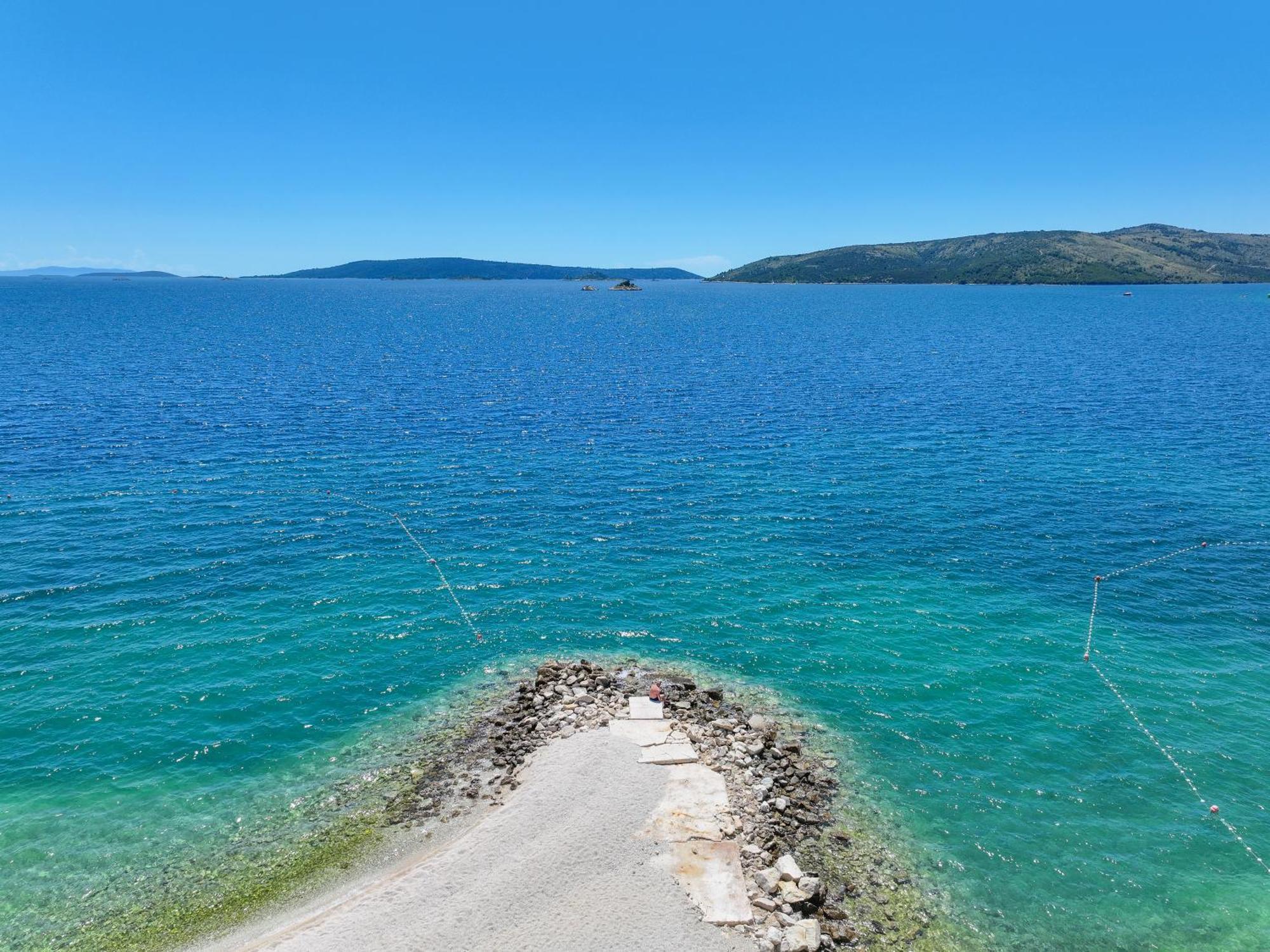 Apartments Medena Trogir Bagian luar foto